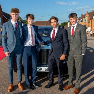Y11 Prom 2019_89(3)